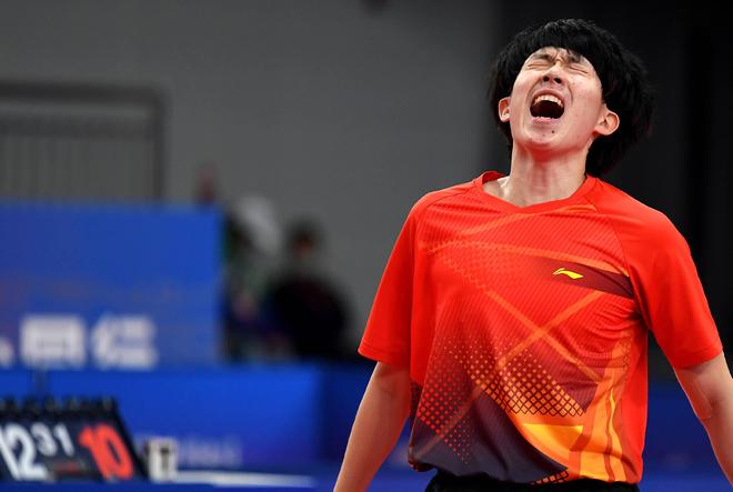 攻守兼备 攻守兼备