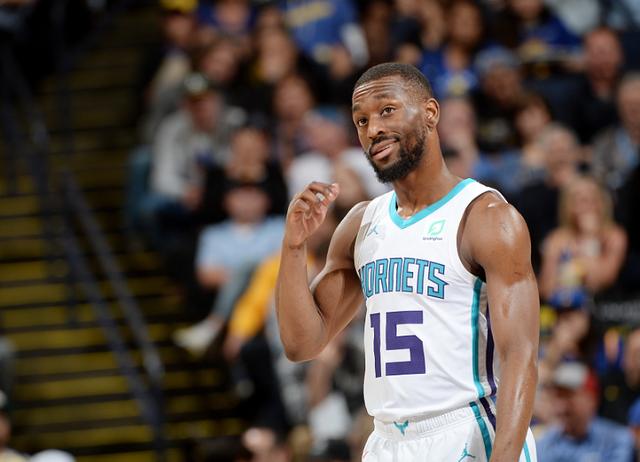 人关注的焦 人关注的焦